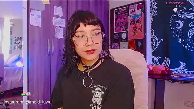 Snapshot of melissahowl chatting on 11/19/25, 04:29 melissahowl online show from 11/19/25, 04:29