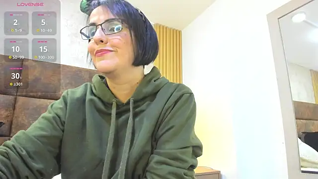 IsisBlake online show from 03/17/25, 11:11