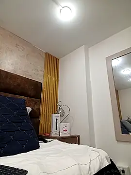 IsisBlake online show from 11/09/25, 01:09