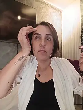 Snapshot of IsisBlake chatting on 03/14/26, 03:23 IsisBlake online show from 03/14/26, 03:23