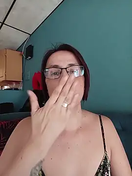 IsisBlake online show from 06/26/26, 09:41