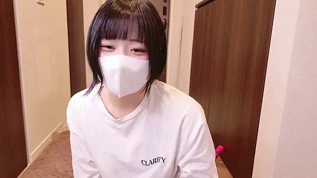 Snapshot of Mia--meow chatting on 12/04/24, 11:41 Mia--meow online show from 12/04/24, 11:41