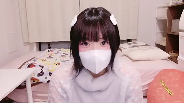 Snapshot of Mia--meow chatting on 02/20/25, 12:25 Mia--meow online show from 02/20/25, 12:25