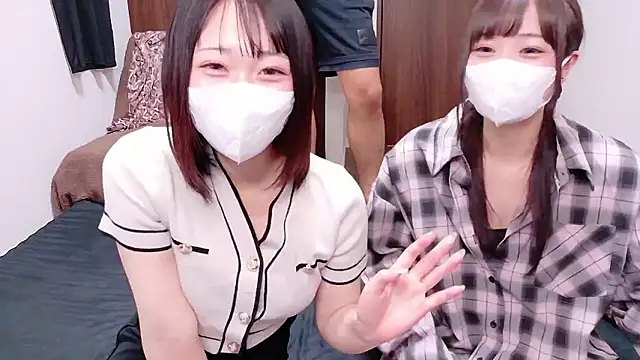 Mia--meow online show from 10/10/25, 12:37