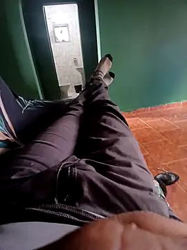 morenogts69 online show from 09/21/25, 06:42