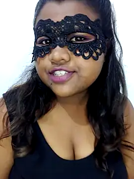 Snapshot of Sexy--queen1 chatting on 11/03/25, 08:10 Sexy--queen1 online show from 11/03/25, 08:10