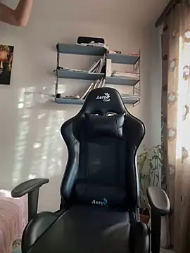 Crazy-Rosa online show from 12/04/24, 09:40