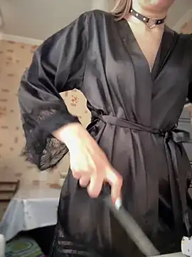 Crazy-Rosa online show from 02/15/25, 09:05