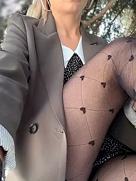 Crazy-Rosa online show from 09/15/25, 06:35