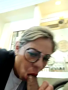 Snapshot of Cata_Office-12 chatting on 12/03/24, 02:38 Cata Office-12 online show from 12/03/24, 02:38