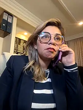 Snapshot of Cata_Office-12 chatting on 01/03/25, 04:59 Cata Office-12 online show from 01/03/25, 04:59