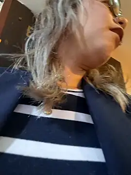 Snapshot of Cata_Office-12 chatting on 02/08/25, 03:10 Cata Office-12 online show from 02/08/25, 03:10