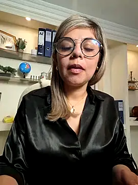 Snapshot of Cata_Office-12 chatting on 03/21/25, 05:02 Cata Office-12 online show from 03/21/25, 05:02