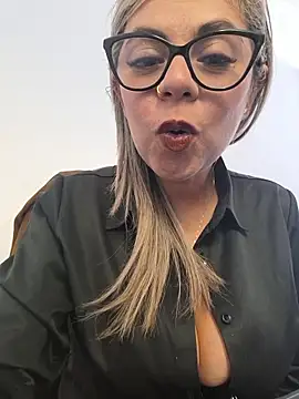 Cata Office-12 online show from 11/04/25, 02:49