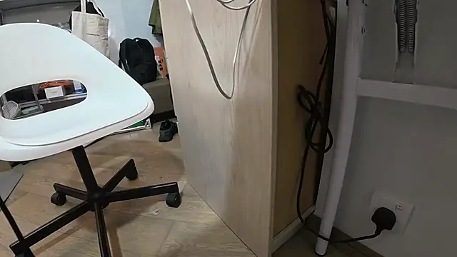 Snapshot of YunheLEE chatting on 02/26/26, 01:32 YunheLEE online show from 02/26/26, 01:32