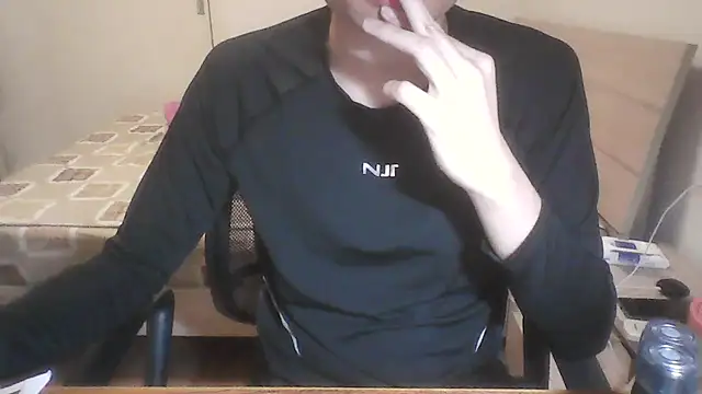 Snapshot of YunheLEE chatting on 04/02/26, 02:37 YunheLEE online show from 04/02/26, 02:37