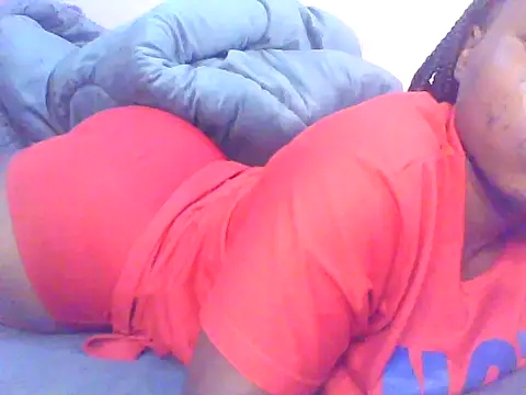 EBONYVANILLA02 online show from 10/22/25, 06:02