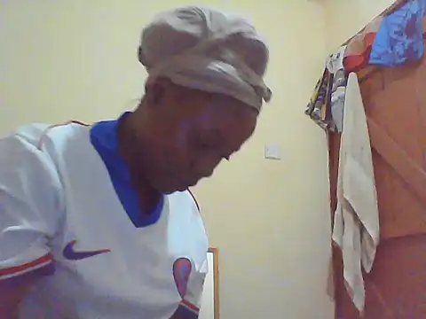 EBONYVANILLA02 online show from 11/20/25, 08:19