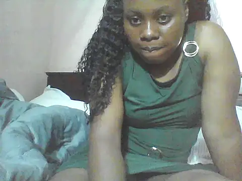 EBONYVANILLA02 online show from 04/12/26, 04:12