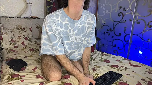 Stick Twlx online show from 01/31/25, 08:33