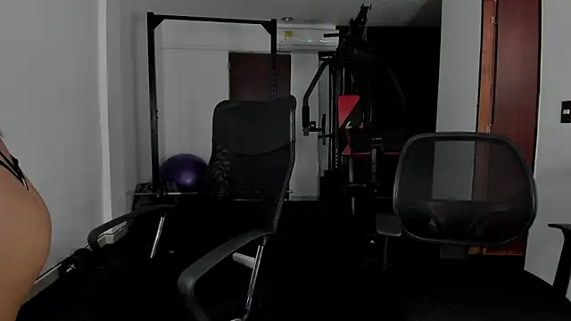 CoupleBigAss online show from 01/07/25, 12:09