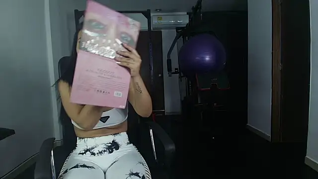 CoupleBigAss online show from 03/06/25, 11:14