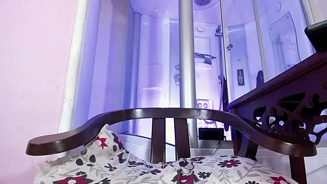 Snapshot of sexy-luna-star-ts chatting on 11/30/25, 08:29 sexy-luna-star-ts online show from 11/30/25, 08:29