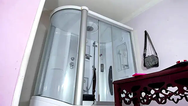 Snapshot of sexy-luna-star-ts chatting on 12/02/25, 08:15 sexy-luna-star-ts online show from 12/02/25, 08:15