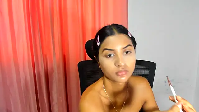 Snapshot of FalakRese chatting on 11/08/25, 07:12 FalakRese online show from 11/08/25, 07:12