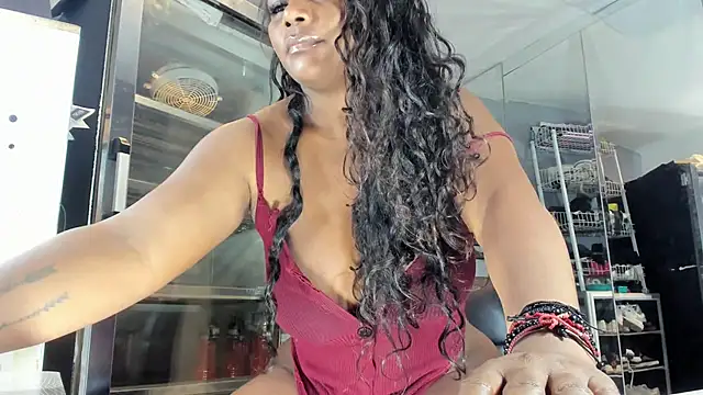 MAREIA 25 online show from 02/25/25, 02:11