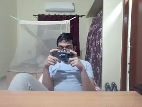 THE NAKED BOY online show from 10/08/25, 12:58