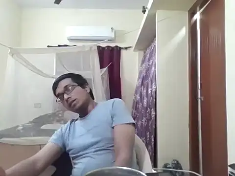 THE NAKED BOY online show from 02/01/26, 04:55