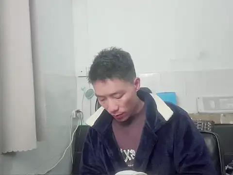 Snapshot of xhqds chatting on 12/26/24, 04:25 xhqds online show from 12/26/24, 04:25