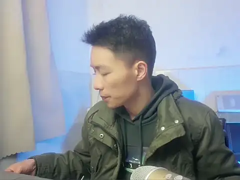 Snapshot of xhqds chatting on 12/29/24, 09:52 xhqds online show from 12/29/24, 09:52