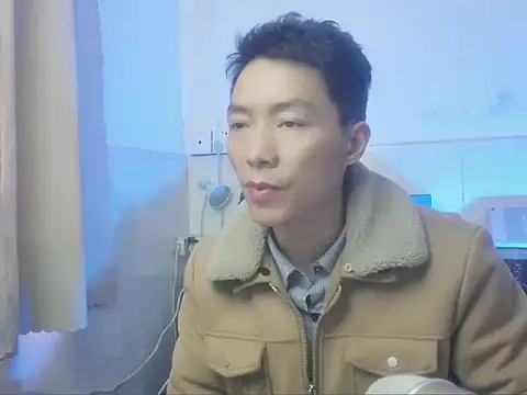 Snapshot of xhqds chatting on 01/20/25, 09:24 xhqds online show from 01/20/25, 09:24