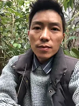 Snapshot of xhqds chatting on 01/30/25, 08:32 xhqds online show from 01/30/25, 08:32