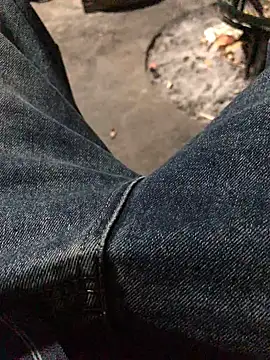 Snapshot of xhqds chatting on 01/31/25, 12:51 xhqds online show from 01/31/25, 12:51