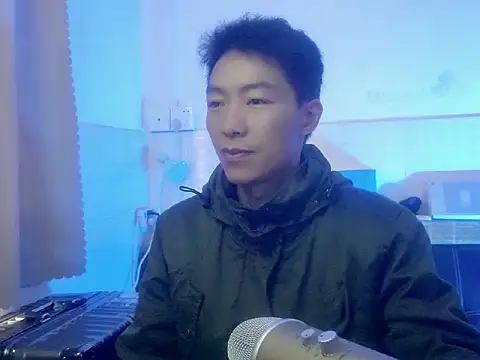 Snapshot of xhqds chatting on 02/07/25, 09:26 xhqds online show from 02/07/25, 09:26