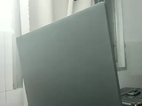 Snapshot of xhqds chatting on 02/12/25, 02:32 xhqds online show from 02/12/25, 02:32