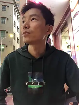 Snapshot of xhqds chatting on 02/13/25, 10:23 xhqds online show from 02/13/25, 10:23