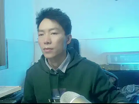 Snapshot of xhqds chatting on 02/19/25, 04:55 xhqds online show from 02/19/25, 04:55