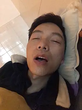 Snapshot of xhqds chatting on 02/21/25, 06:15 xhqds online show from 02/21/25, 06:15