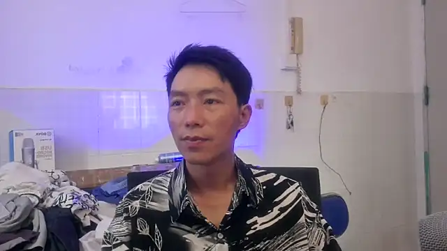 Snapshot of xhqds chatting on 04/20/26, 07:22 xhqds online show from 04/20/26, 07:22