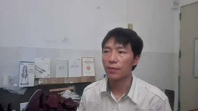 Snapshot of xhqds chatting on 06/16/26, 06:05 xhqds online show from 06/16/26, 06:05