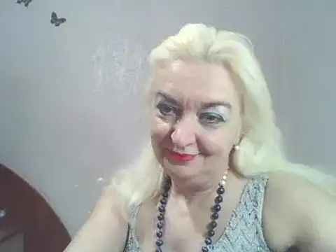 Snapshot of Meri798 chatting on 01/05/25, 11:44 Meri798 online show from 01/05/25, 11:44