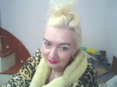 Snapshot of Meri798 chatting on 01/20/25, 04:54 Meri798 online show from 01/20/25, 04:54