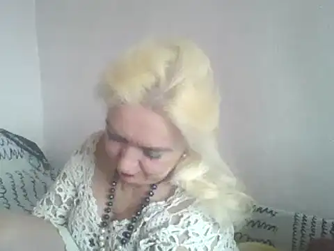 Snapshot of Meri798 chatting on 02/28/25, 06:54 Meri798 online show from 02/28/25, 06:54