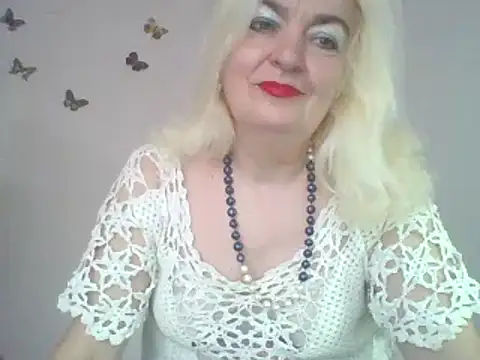 Snapshot of Meri798 chatting on 03/16/25, 08:10 Meri798 online show from 03/16/25, 08:10