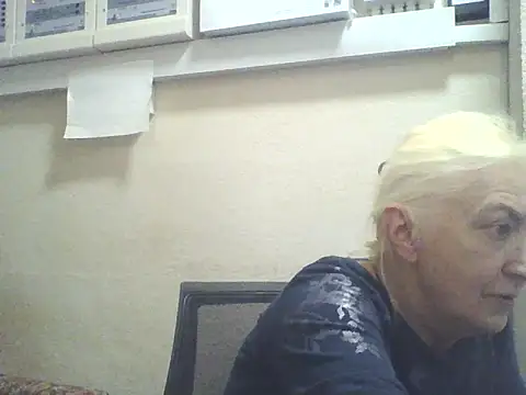 Snapshot of Meri798 chatting on 10/03/25, 05:54 Meri798 online show from 10/03/25, 05:54