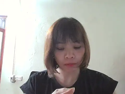 Angela-Eira online show from 10/05/25, 01:04
